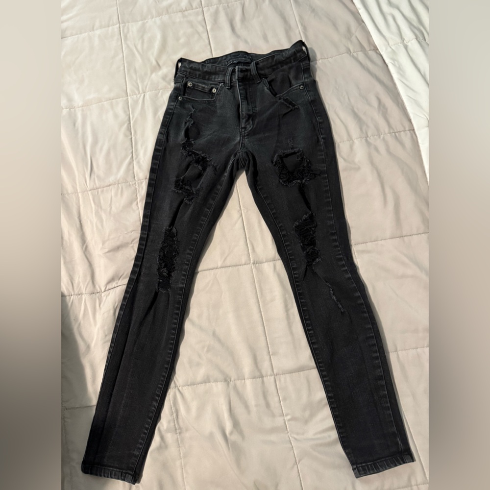 Aeropostale Black Ripped Skinny Jeans